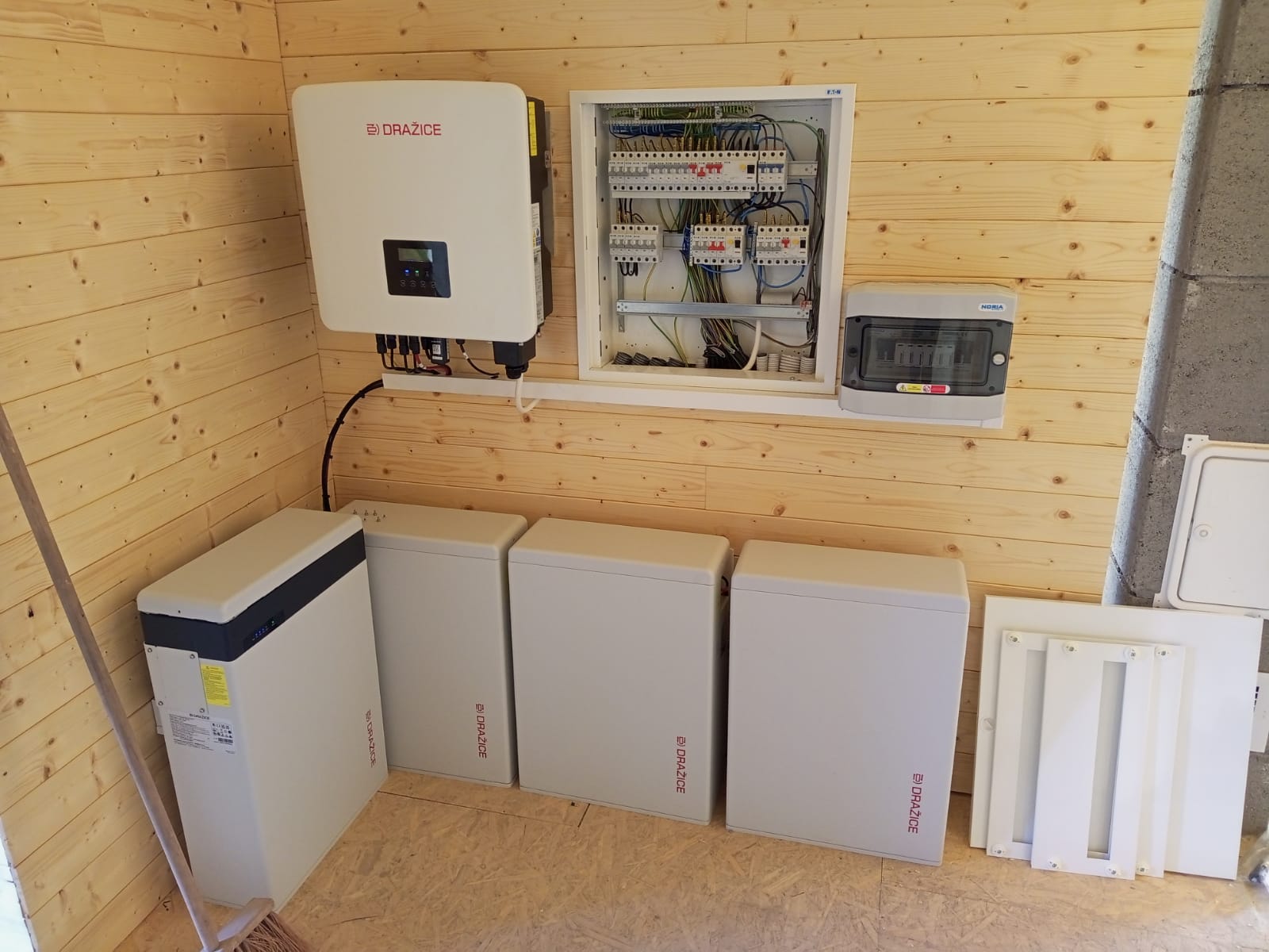 Montáž FV elektrárny , Znojmo